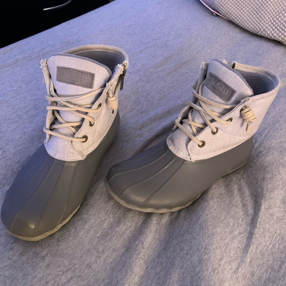 duck boots